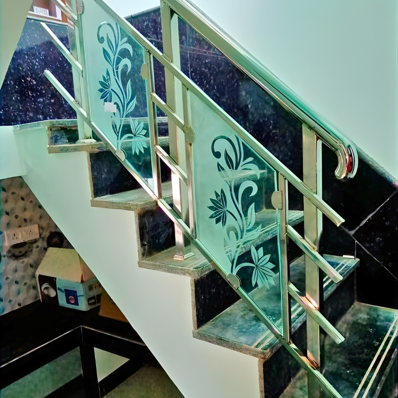 cầu thang nhôm kính nvp03